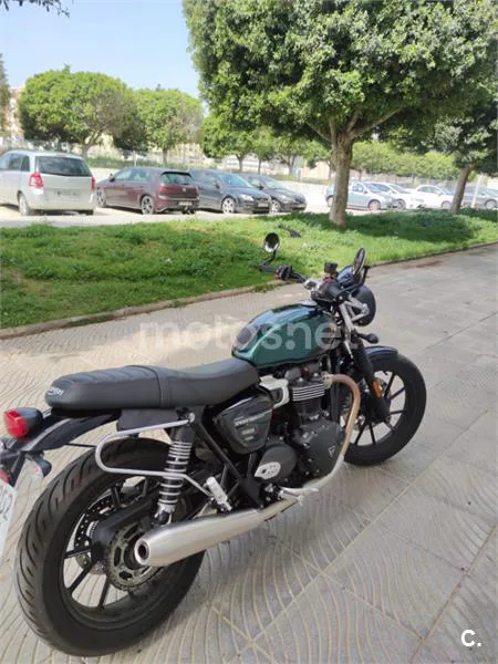 Triumph Speed Twin 900 – Vista 13