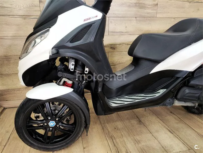 Piaggio MP3 – Vista 12