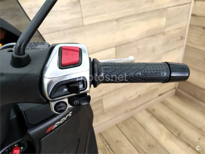 Piaggio MP3 – Vista 15