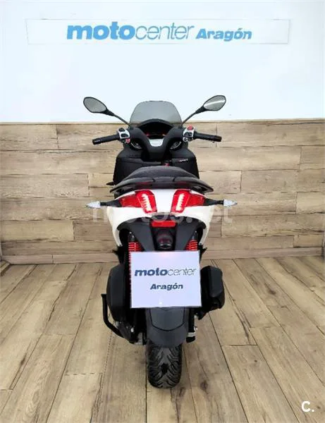 Piaggio MP3 – Vista 7