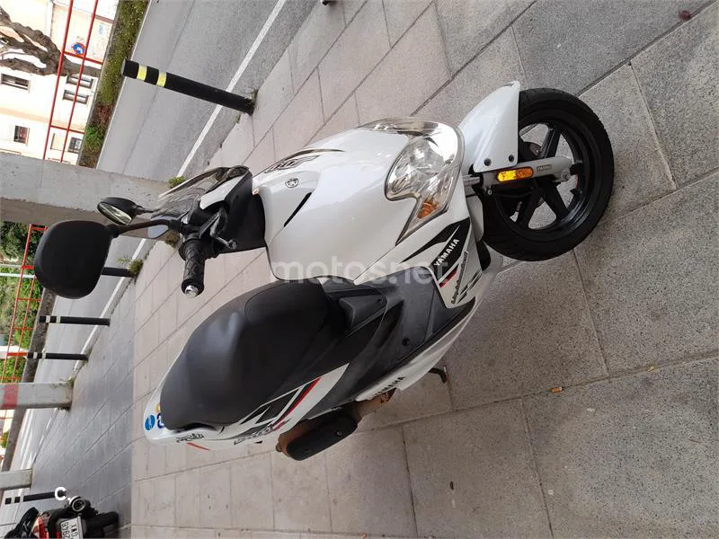 Yamaha Jog 50 R – Vista 3