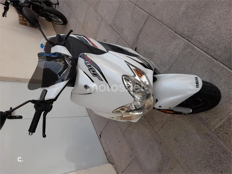 Yamaha Jog 50 R – Vista 7
