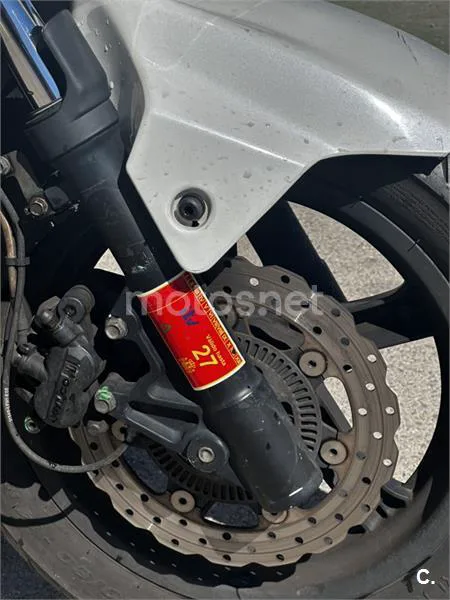 Kymco Super Dink 300i – Vista 6