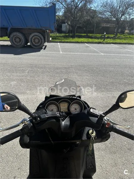 Kymco Super Dink 300i – Vista 7