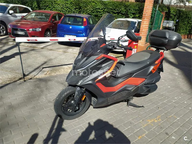 Kymco DTX 360 – Vista 4