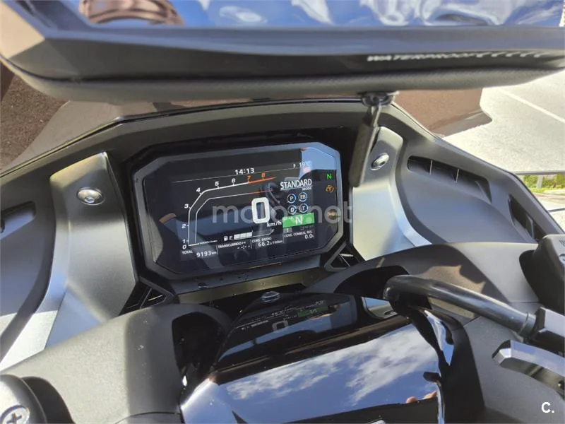 Honda Forza 750 – Vista 11