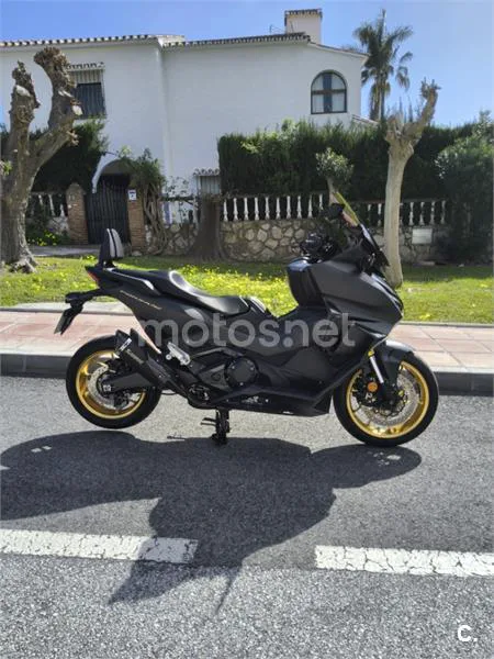 Honda Forza 750 – Vista 16