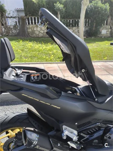 Honda Forza 750 – Vista 17