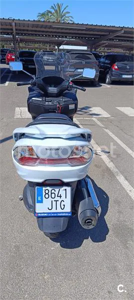 Suzuki Burgman 400 – Vista 4