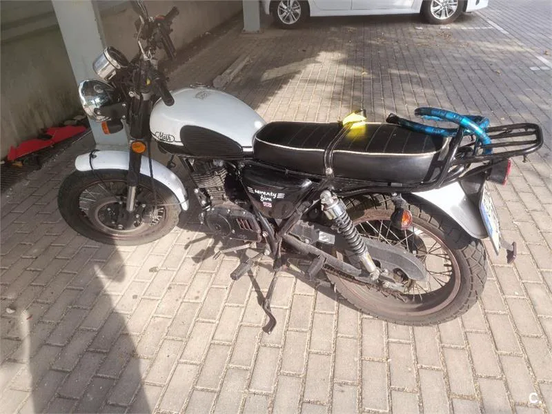 MASH Seventy Five 900 € 2016 Madrid - 2