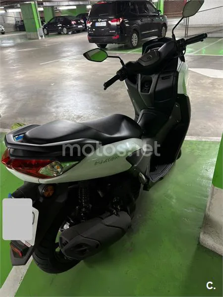 Yamaha NMAX – Vista 3