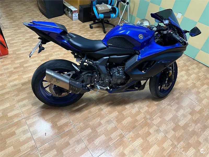 Yamaha R7 – Vista 5