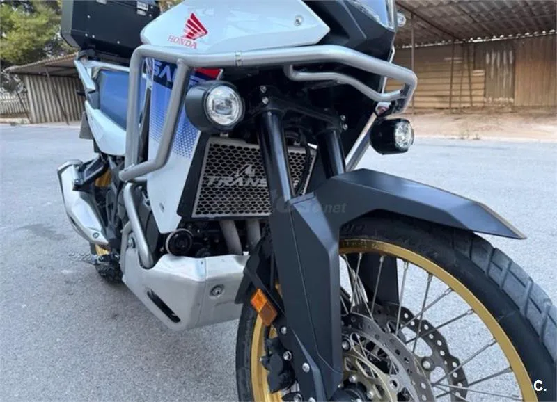 Honda XL 750 Transalp – Vista 5
