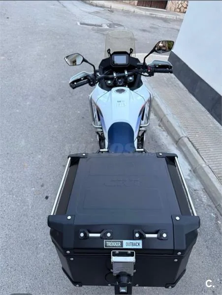 Honda XL 750 Transalp – Vista 7