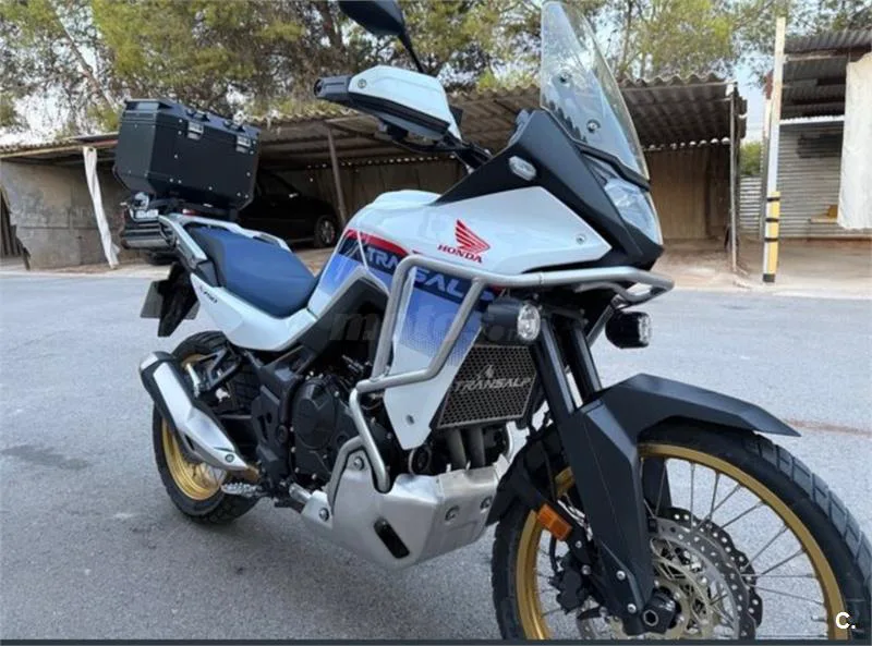 Honda XL 750 Transalp – Vista 9