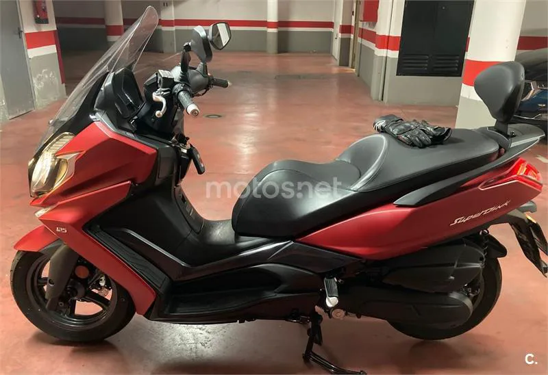 Kymco Super Dink 125i – Vista 3