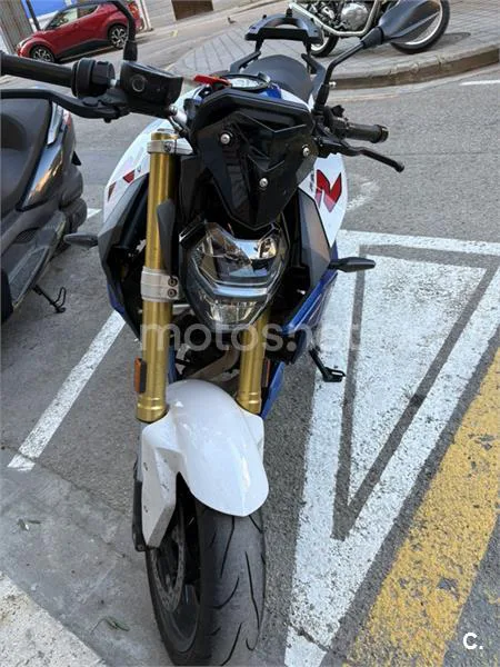 BMW F 900 R – Vista 3