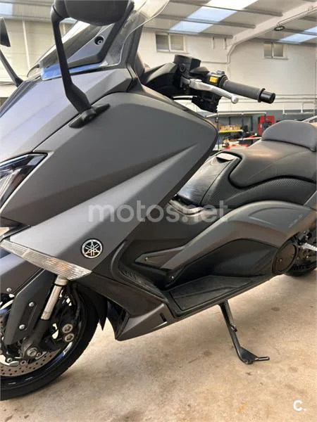Yamaha TMAX 530 – Vista 4