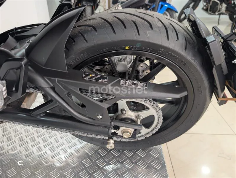 Benelli 502 C – Vista 25