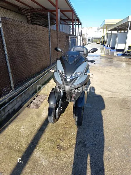 Yamaha Tricity – Vista 14