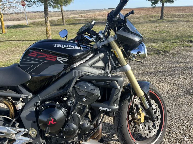 Triumph Street Triple R – Vista 23