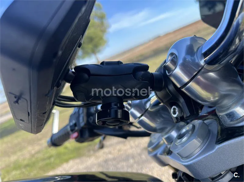 Triumph Street Triple R – Vista 7