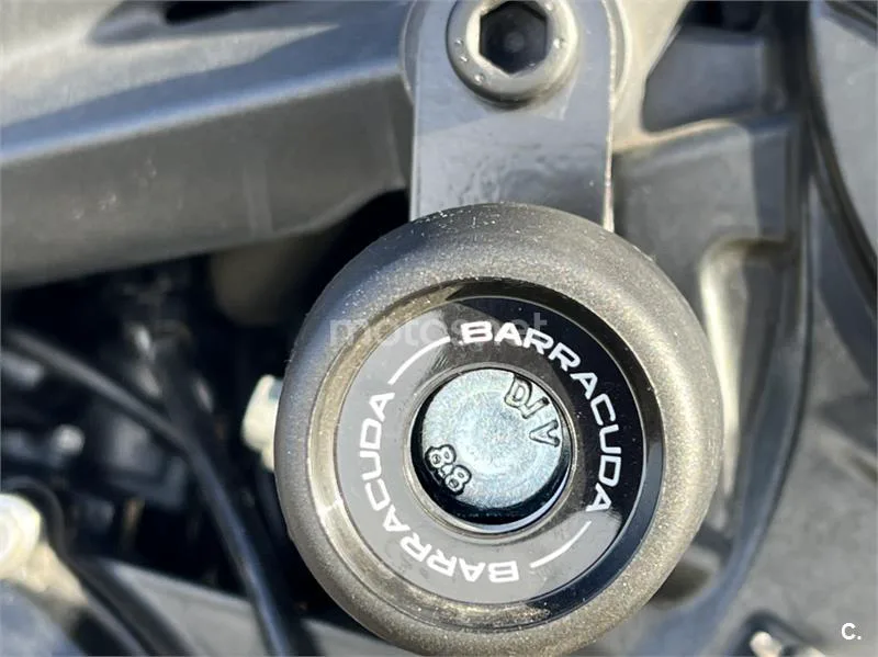 Triumph Street Triple R – Vista 8
