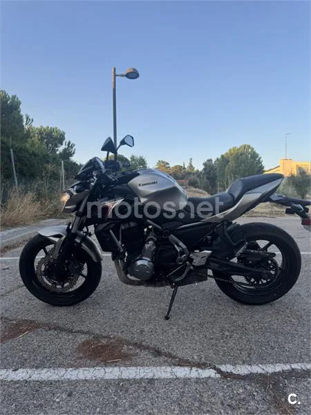 Kawasaki Z650 – Vista 3