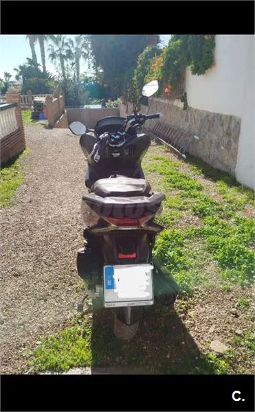 Honda PCX 125 – Vista 2
