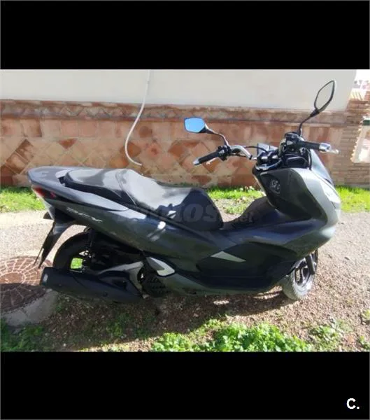 Honda PCX 125 – Vista 4