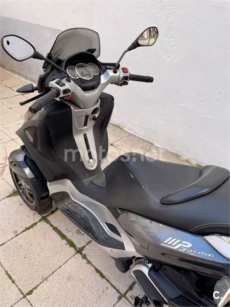 Piaggio MP3 LT 300 – Vista 4