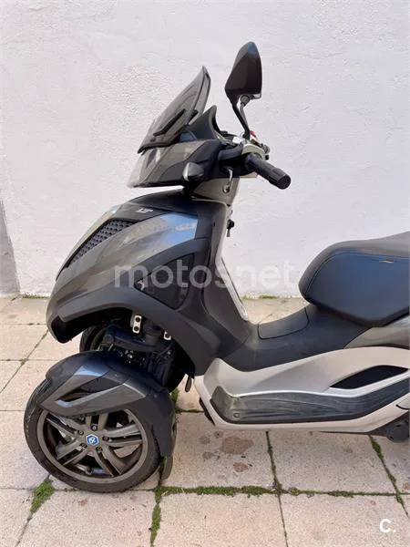Piaggio MP3 LT 300 – Vista 7