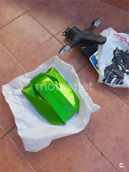 Kawasaki Z 1000 – Vista 17