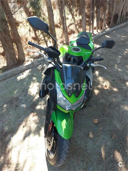 Kawasaki Z 1000 – Vista 3