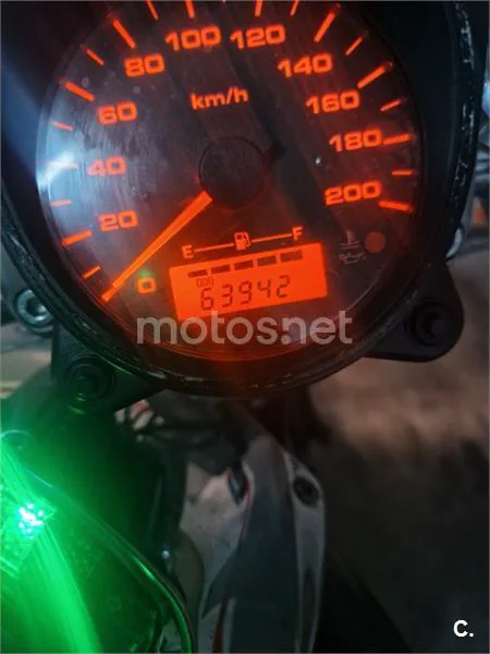 Suzuki Intruder M800 – Vista 5