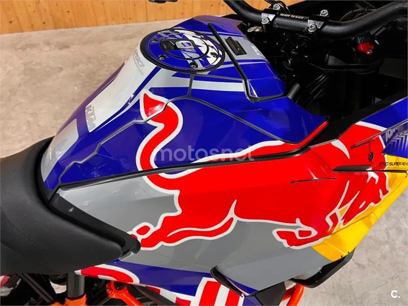 KTM 1290 Super Adventure – Vista 62