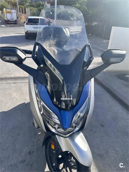 Honda Forza 125 – Vista 3