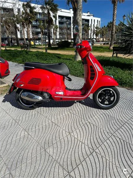 Vespa GTS 300 – Vista 4