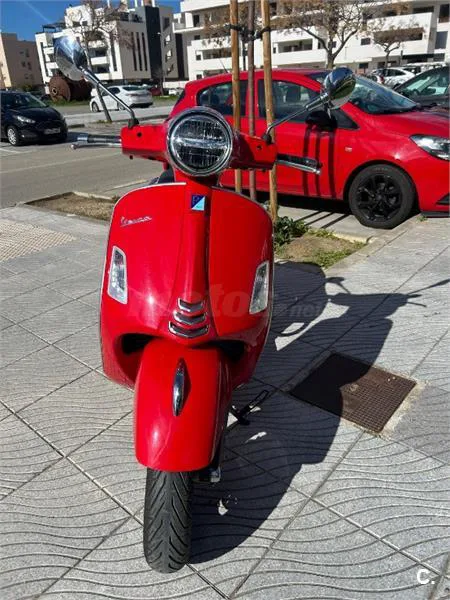 Vespa GTS 300 – Vista 7