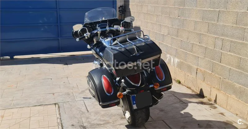 Suzuki Intruder M1800R – Vista 12