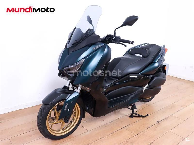 Yamaha TMAX – Vista 7