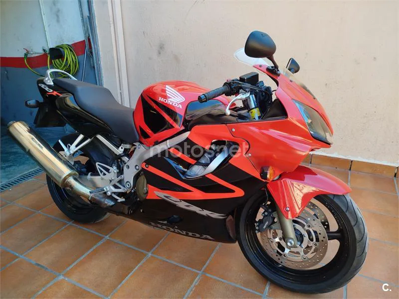 Honda CBR 600 F – Vista 12