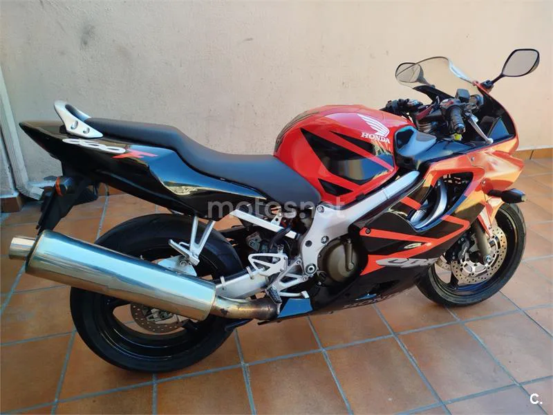 Honda CBR 600 F – Vista 13