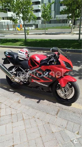 Honda CBR 600 F – Vista 10
