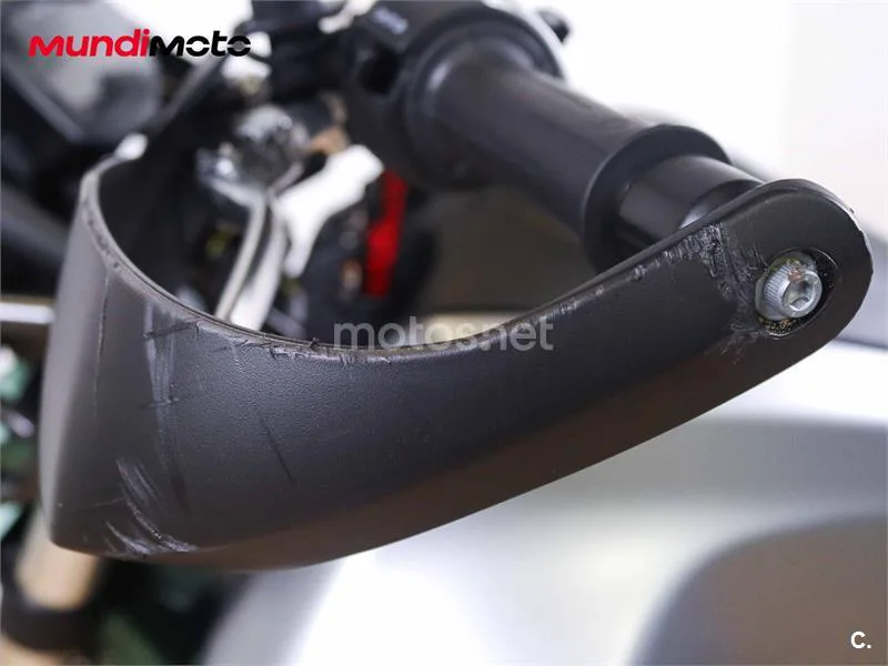 Moto Guzzi V85 TT – Vista 13
