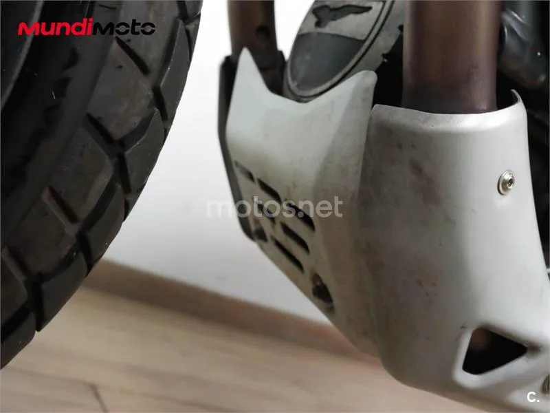 Moto Guzzi V85 TT – Vista 23