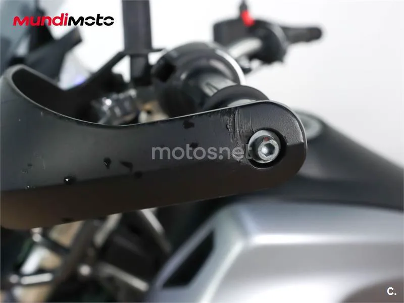 Moto Guzzi V85 TT – Vista 24