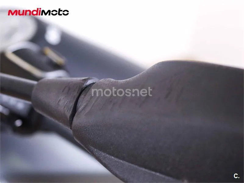 Moto Guzzi V85 TT – Vista 29
