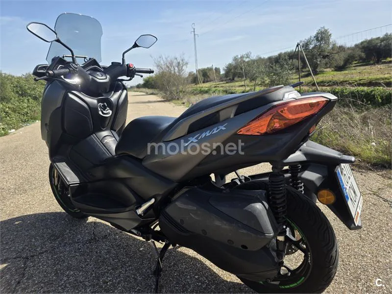 Yamaha XMAX 300 – Vista 4