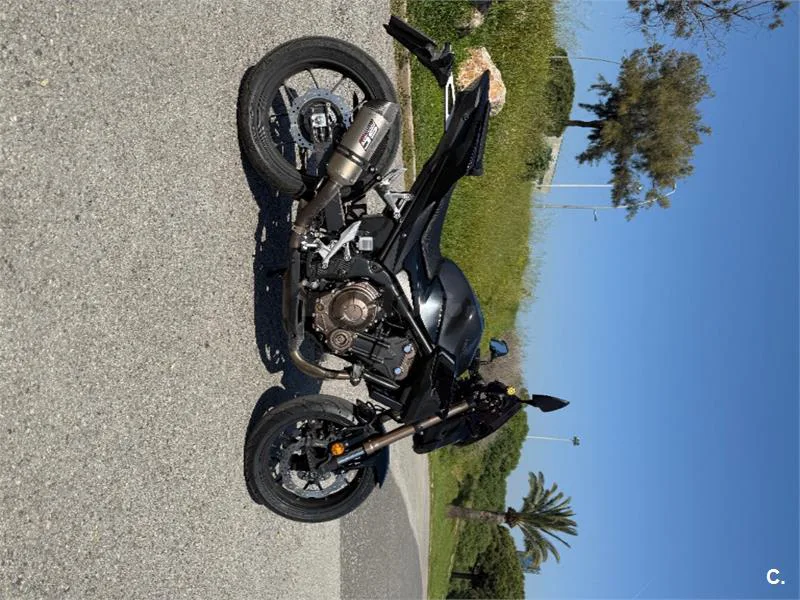 Honda CB 500 F – Vista 3